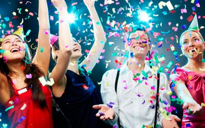 Resultado de imagen para fiesta de año nuevo