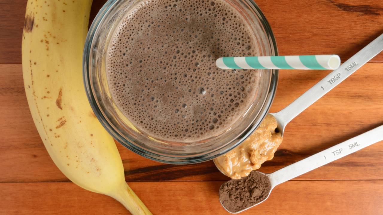 Chocolate peanut butter protein smoothie