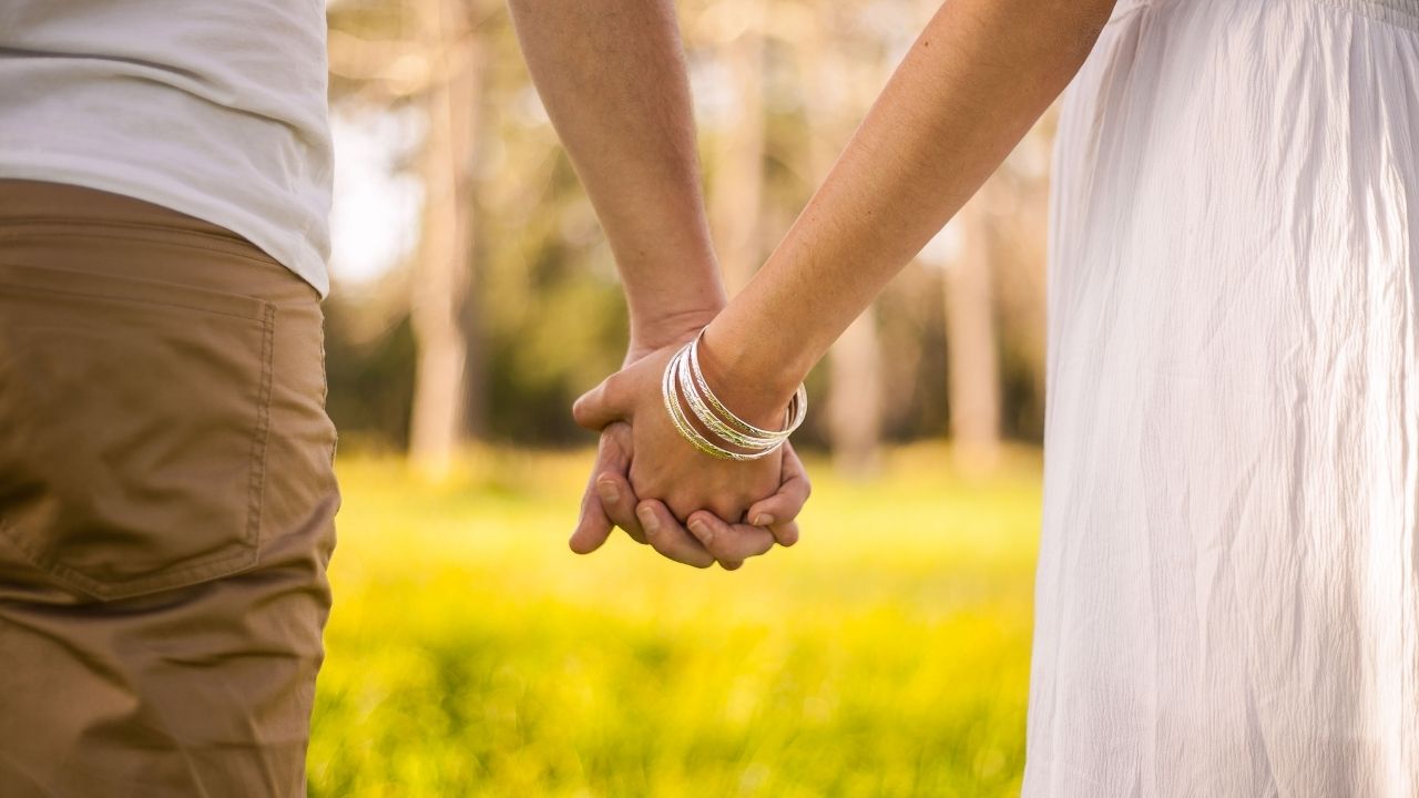 Couple amoureux en harmonie totale