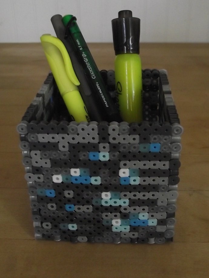 Diamond Block Pencil Holder by Soggy_Enderman Kandi Photos on Kandi