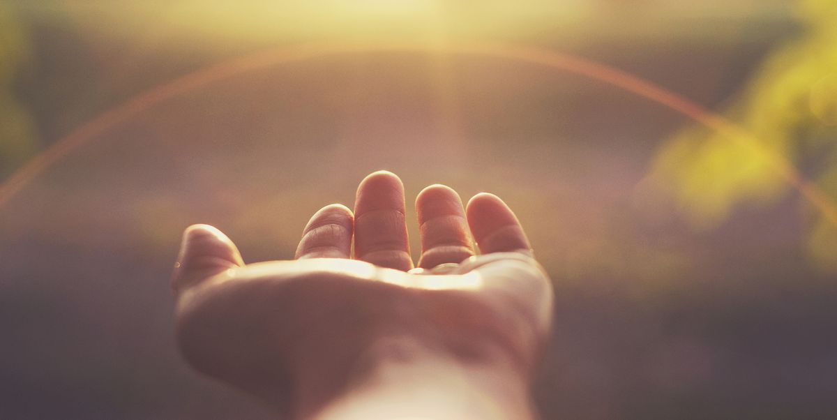 5 Steps to Healing After the Passing of a Loved One