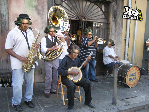 Picoteando como músico en lo que aparezca