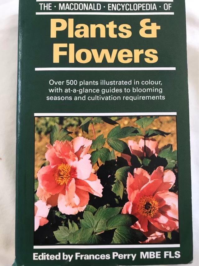 Natural Science The Macdonald Encyclopedia of Plants and