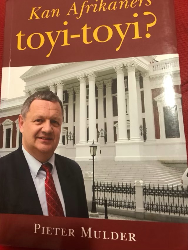 Afrikaans NonFiction Kan Afrikaners toyitoyi? Pieter Willem