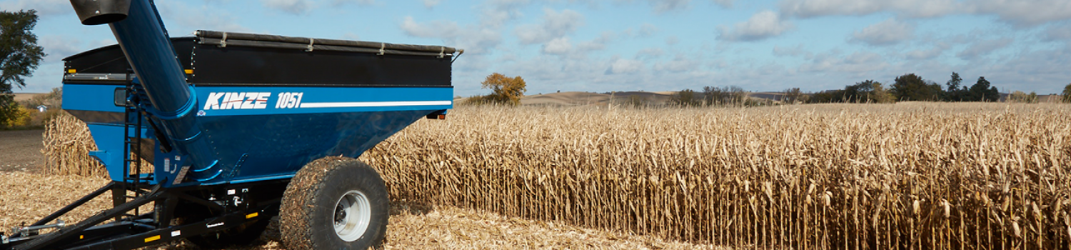 1051 Single Auger Cart