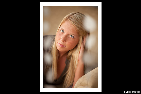 Border White Vertical