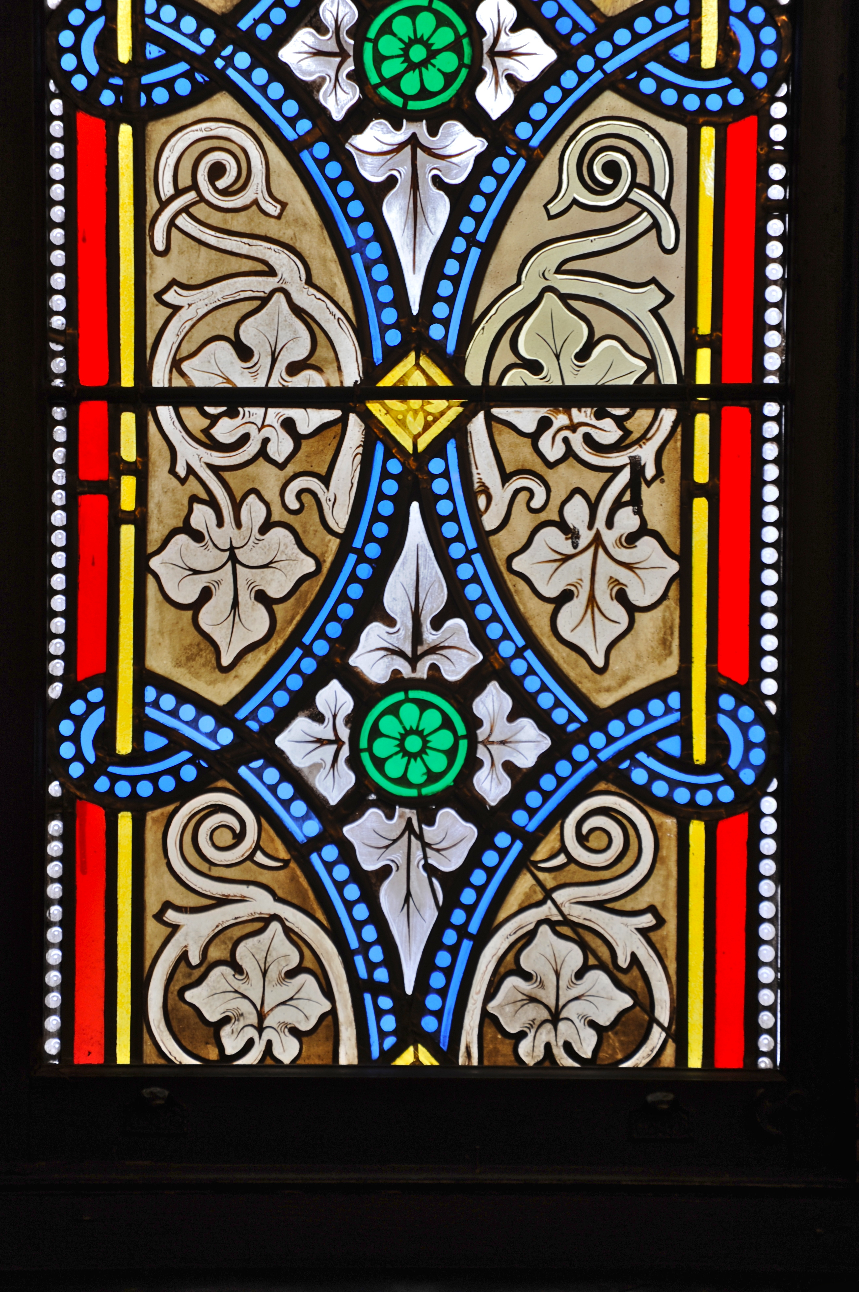 DSC_8698 Blue accent; stained glass window detail; Arch Street