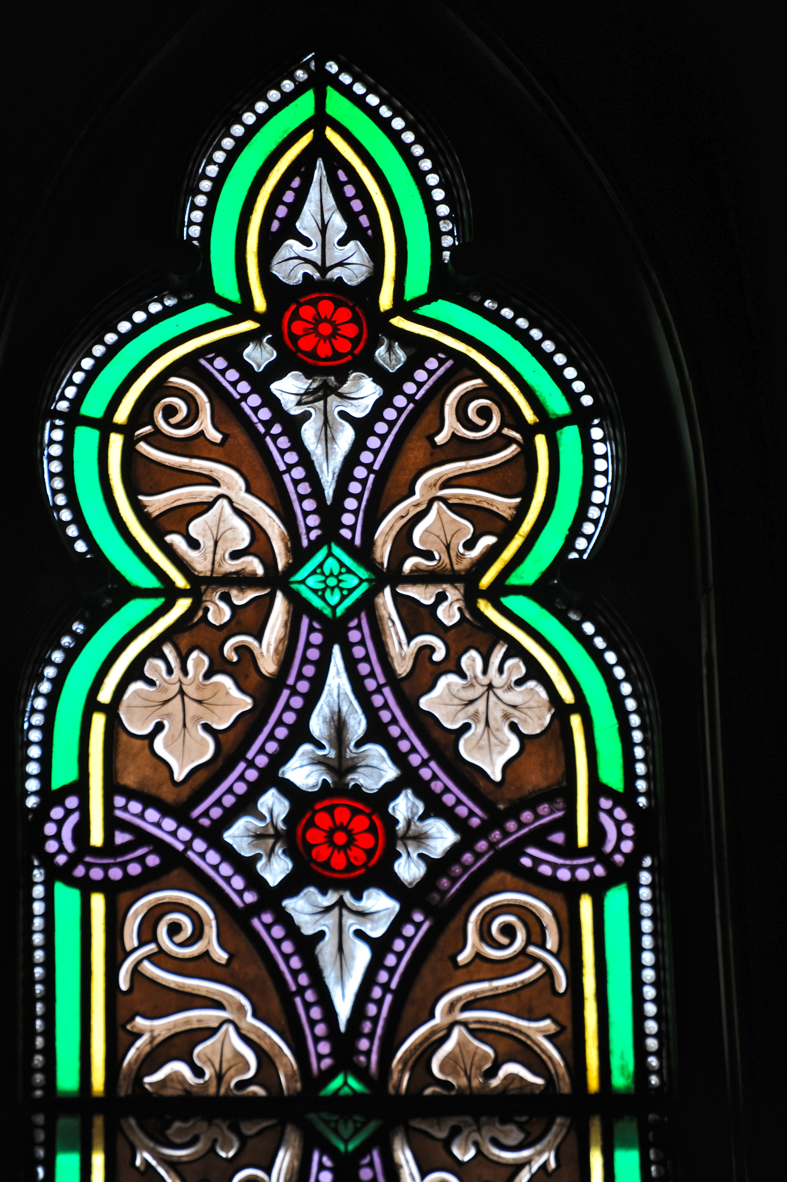 DSC_8694 Neon; stained glass window detail; Arch Street Methodist