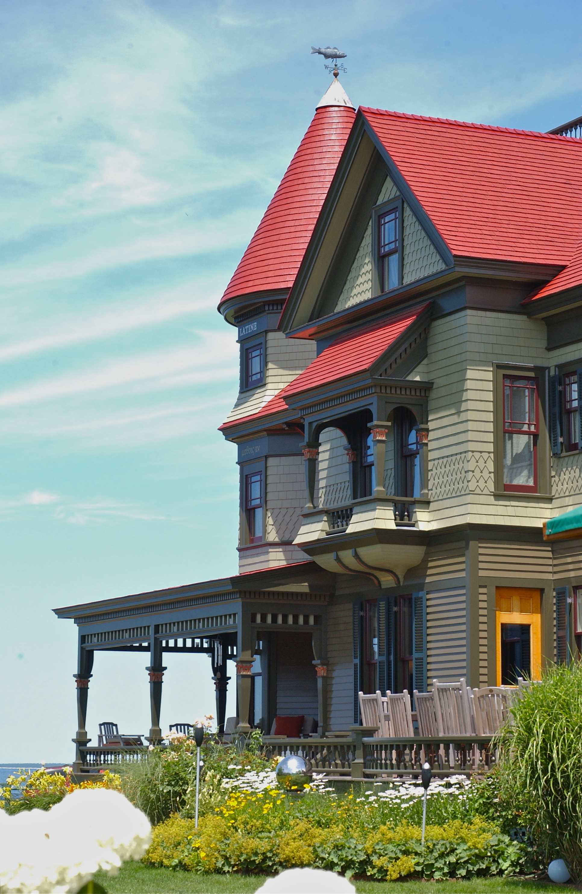 DSC_0459 Side view, seaward; CorbinNorton Home; Ocean Park, Oak Bluffs, Martha’s Vineyard