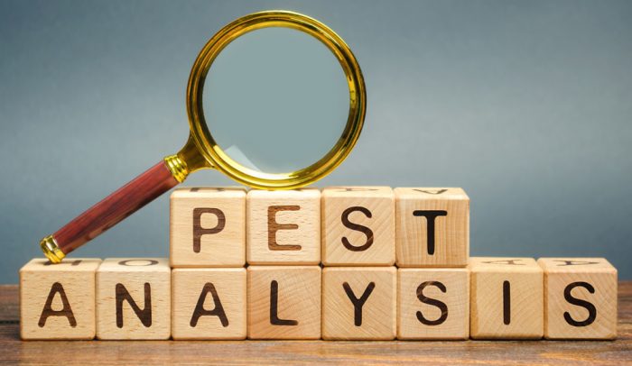 Análise PEST: o que é, para que serve e como fazer
