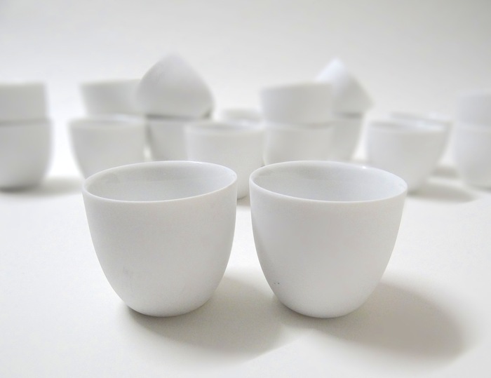 Slow Dialogue porcelain cups by BoomWehmeyer