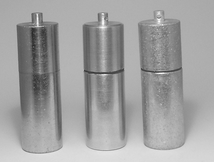 in order of appearence: steel, not affected aluminium, aluminium. The rubber ring is handmade and not really accurate - the one for final product will be a way better and its picture will be available in a week