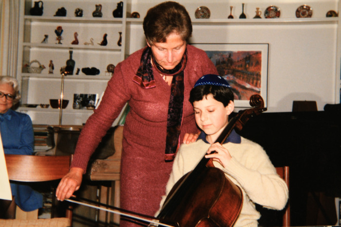 Matt Haimovitz began his musical journey as a PACO student and continues to give generously of his time and support to PACO.