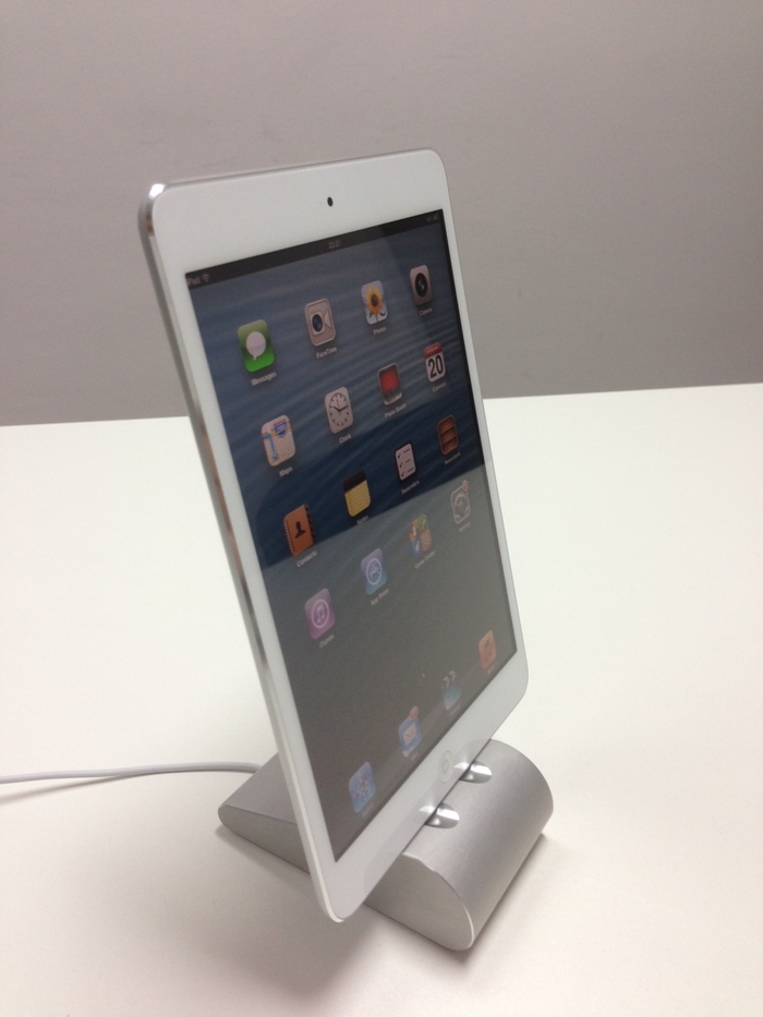 iPad mini and Fine Dock in action
