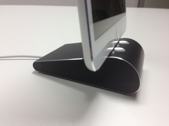 iPad mini with black Fine Dock, with great details