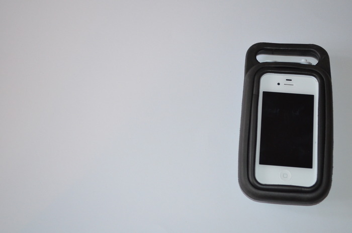 phone in base face up