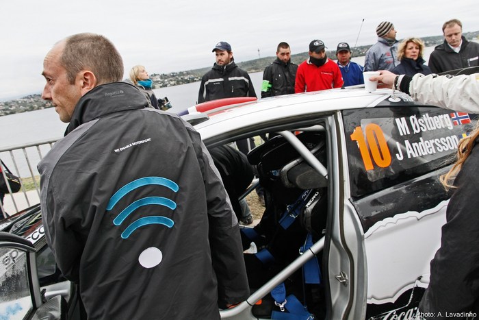 S1Tec's Jack Clark downloading the Media Data from Mads Østberg's car.