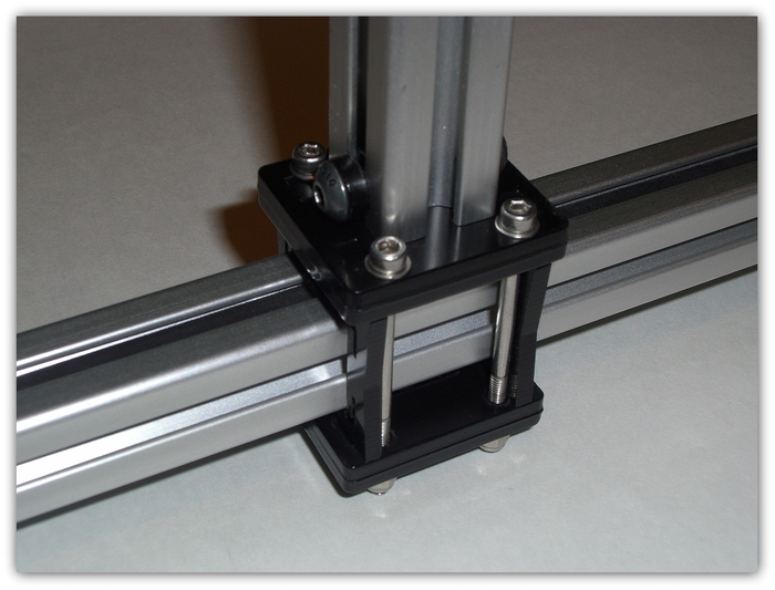 20mm extrusion mounts easily to drive plate!