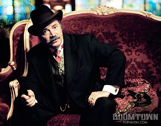 Pop Hayden, a magician from the Magic Castle