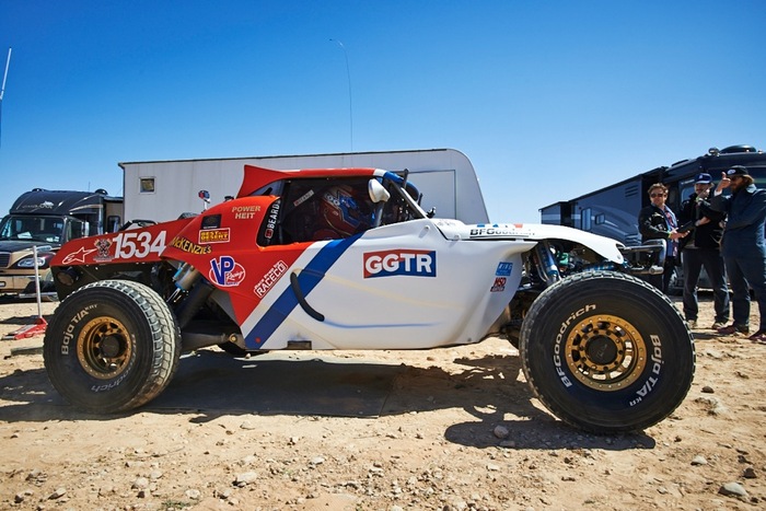 650 horsepower Class1 buggy at the Mint400