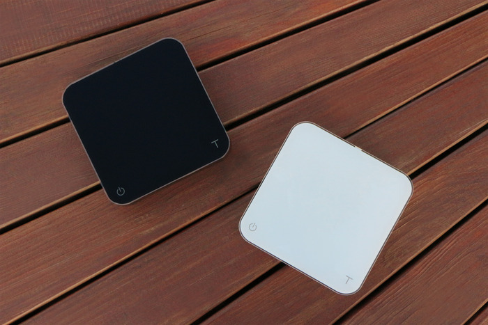 left: Space Black Acaia, right: Pure White Acaia