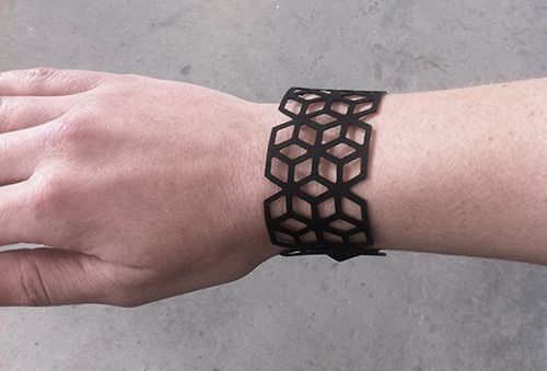 "LALUZ", laser cut rubber bracelet - Jelka Quintelier
