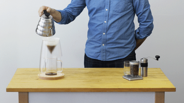 Genieten van het ritueel van koffiezetten met de Manual Coffeemaker No1 ...