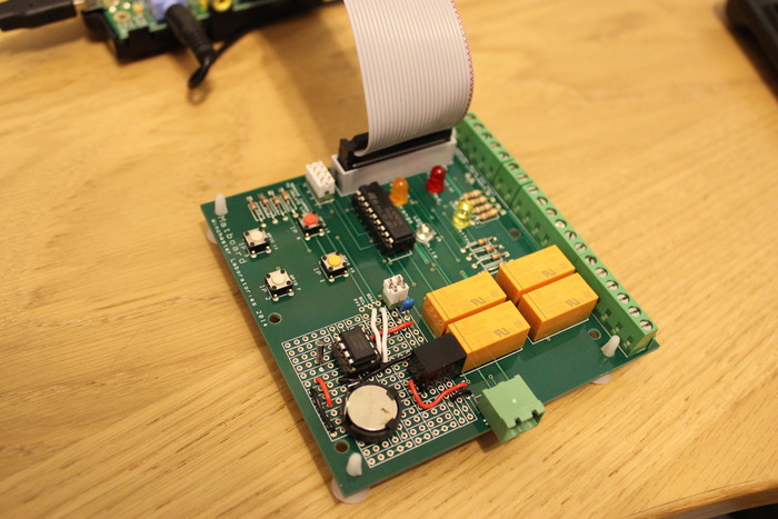 Matboard: easy-to-use GPIO board for the #RaspberryPi from a father-and ...
