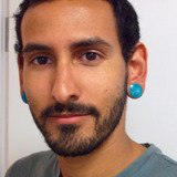 Holandes_headshot_gradsalonoct2011.medium