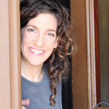 Profile%20pic%20smile%20in%20door%20square%20for%20kickstarter.medium