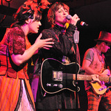 Thebrontes__3-dizzymisslizziesroadsiderevue__paulgillisphotography_resized.medium