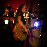 0016_danika_live.medium