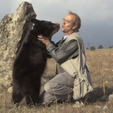 Gritz%20with%20black%20bear.medium