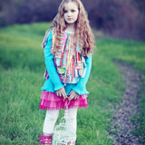 211claireholdingcageshi.medium