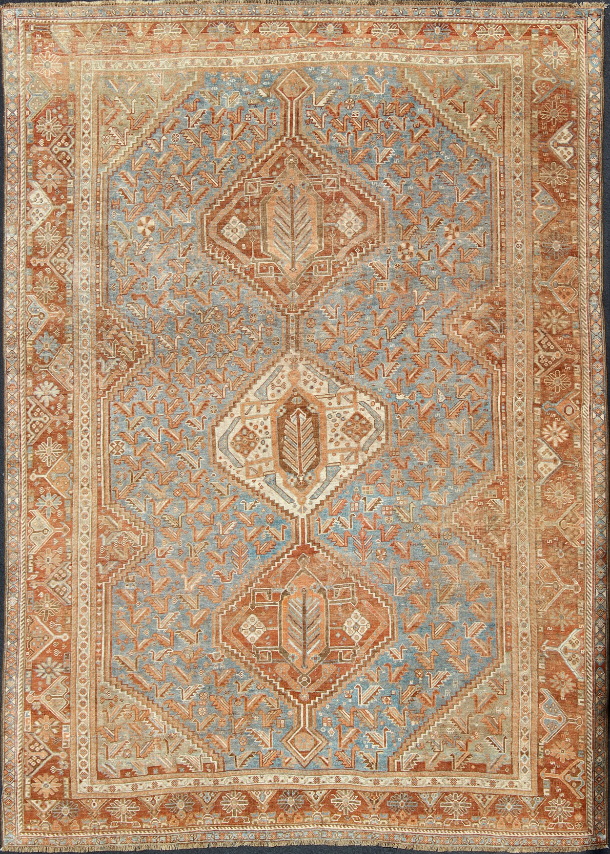 1930 model a carpet on Antique Shiraz Rug Ema 7552 Shiraz 7 1 X 9 0 Wool Medallion Pile