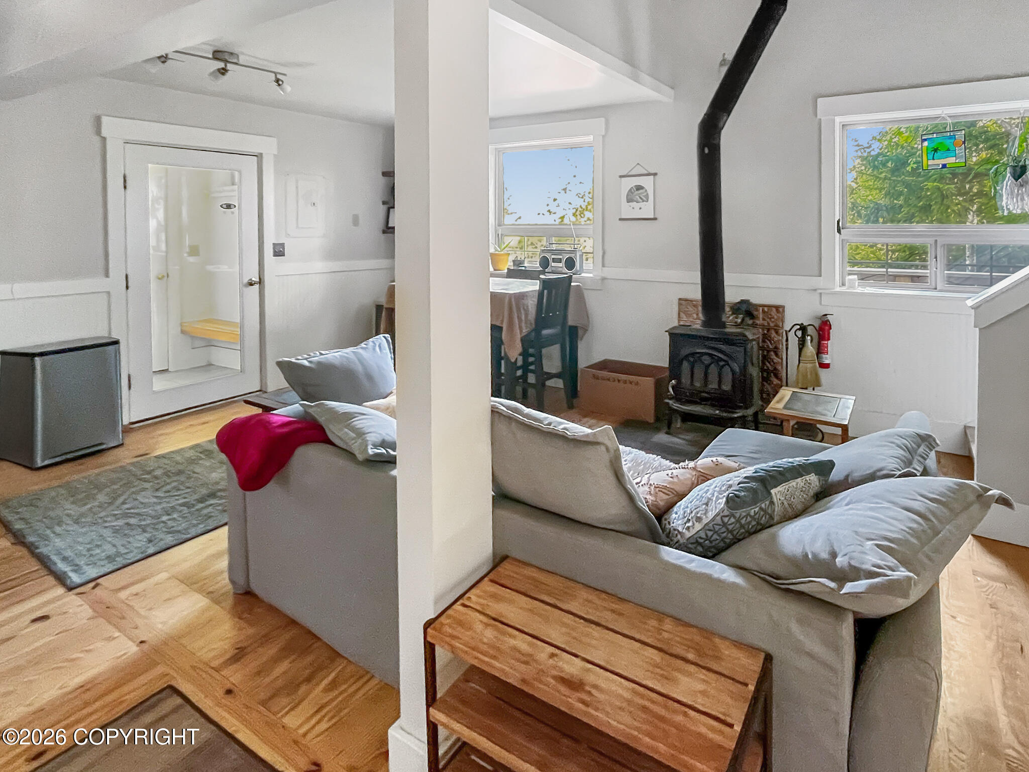 See full size image and slideshow Thumbnail 2