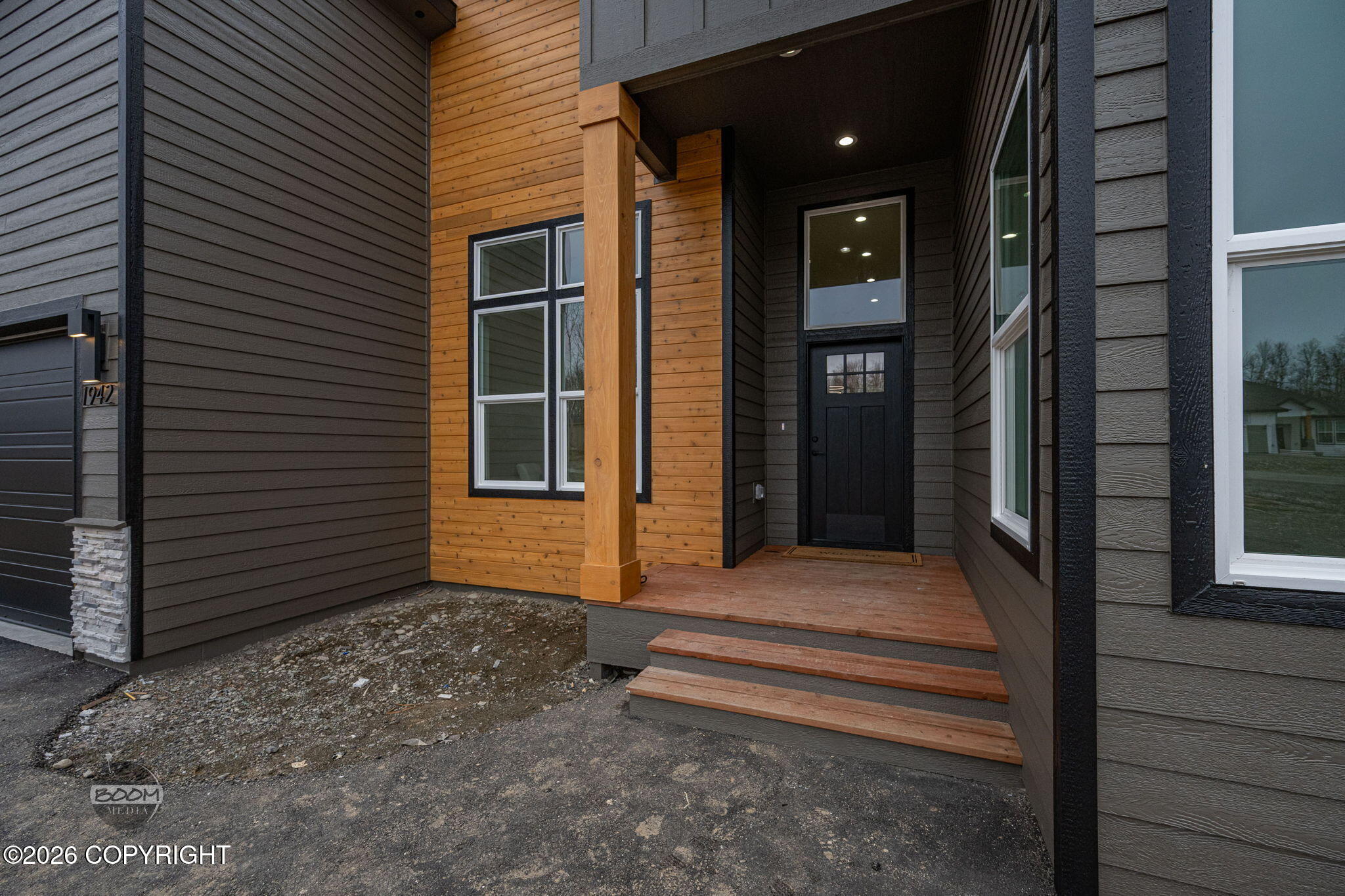 See full size image and slideshow Thumbnail 2