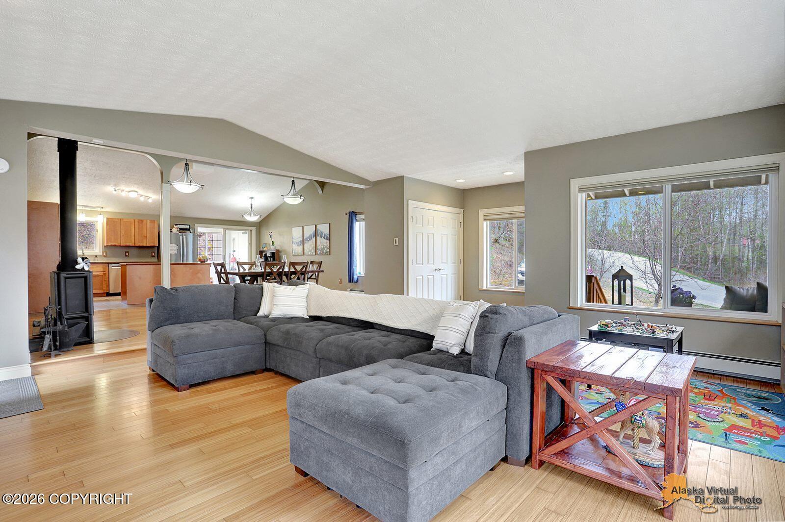 See full size image and slideshow Thumbnail 4