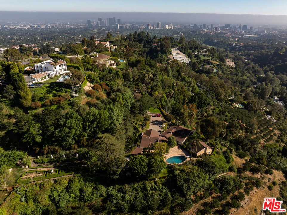 See full size image and slideshow Thumbnail 2