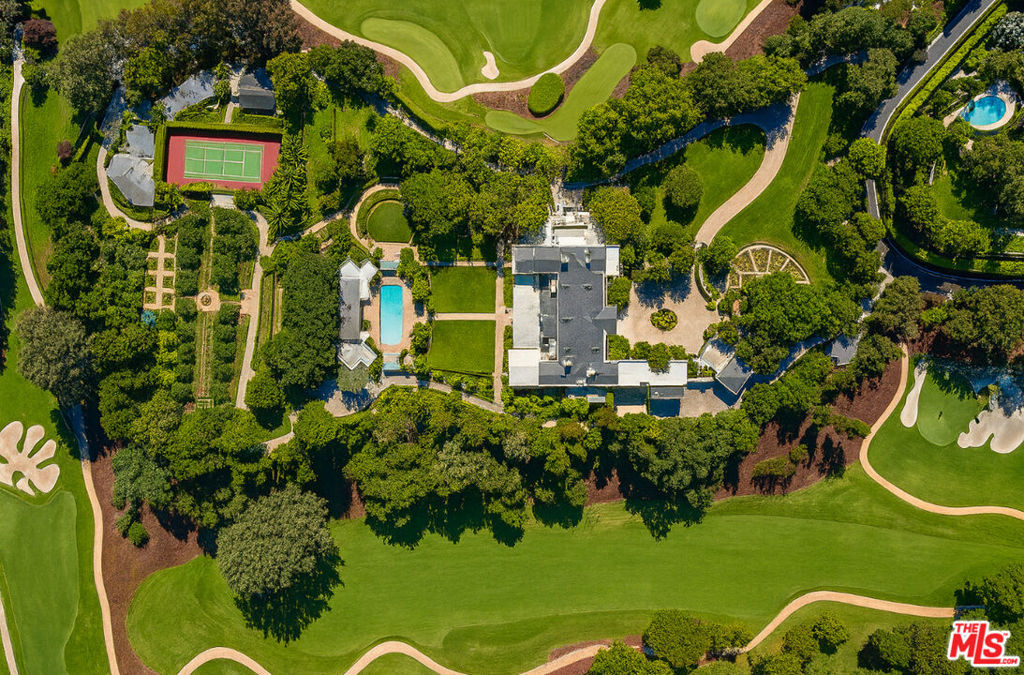 See full size image and slideshow Thumbnail 2