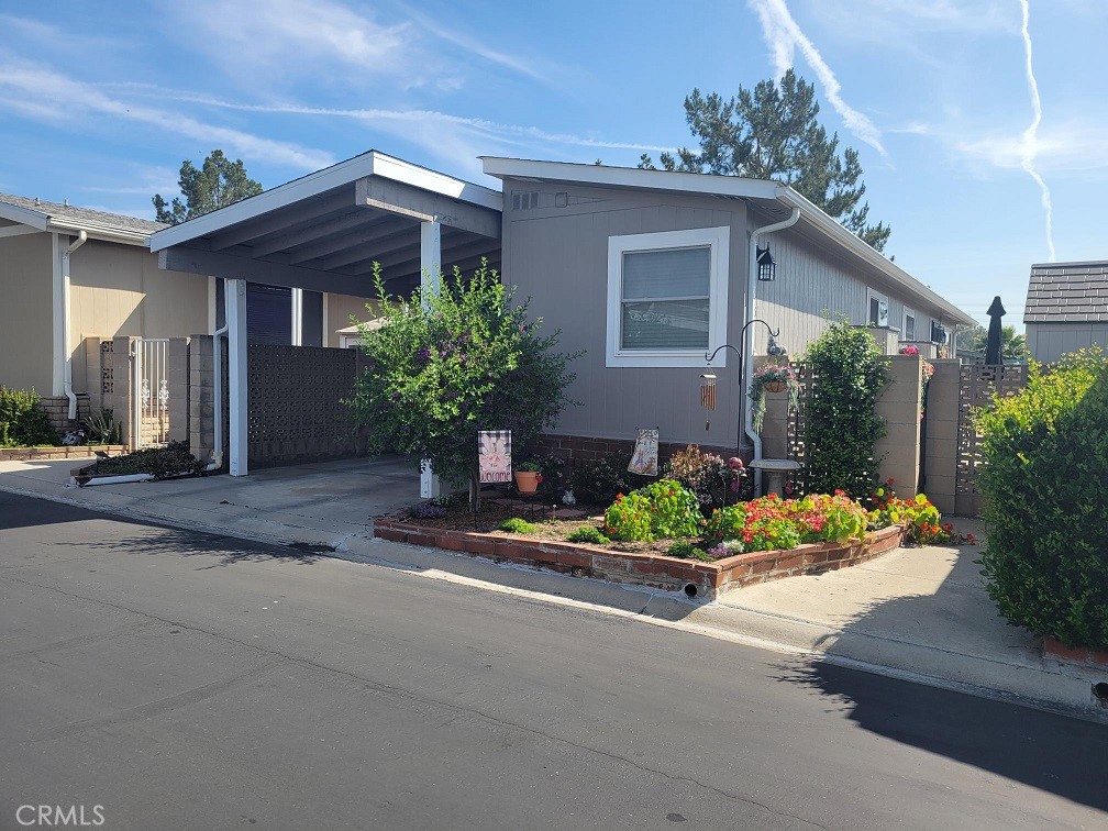 Click to see full size image and slideshow Main gallery image