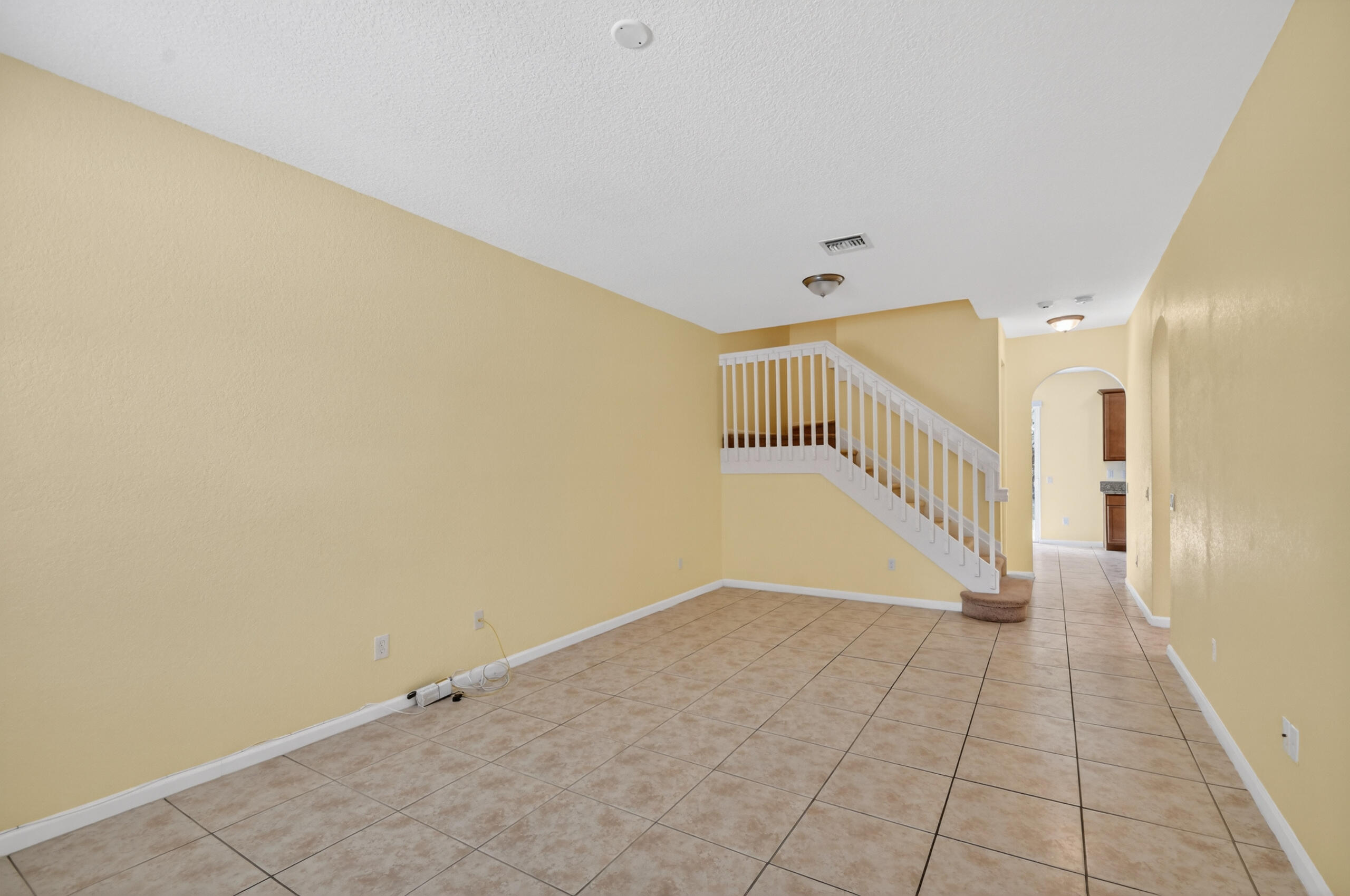 See full size image and slideshow Thumbnail 4