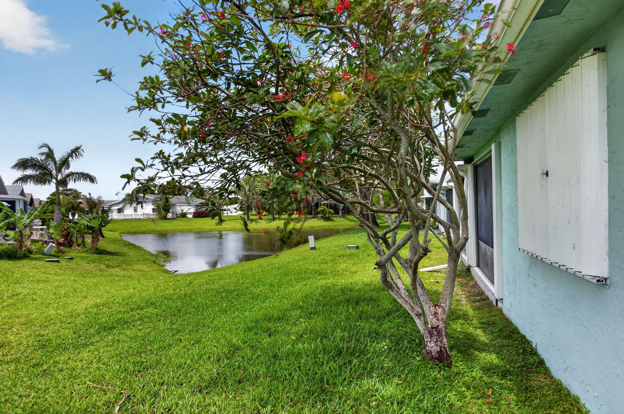 See full size image and slideshow Thumbnail 2