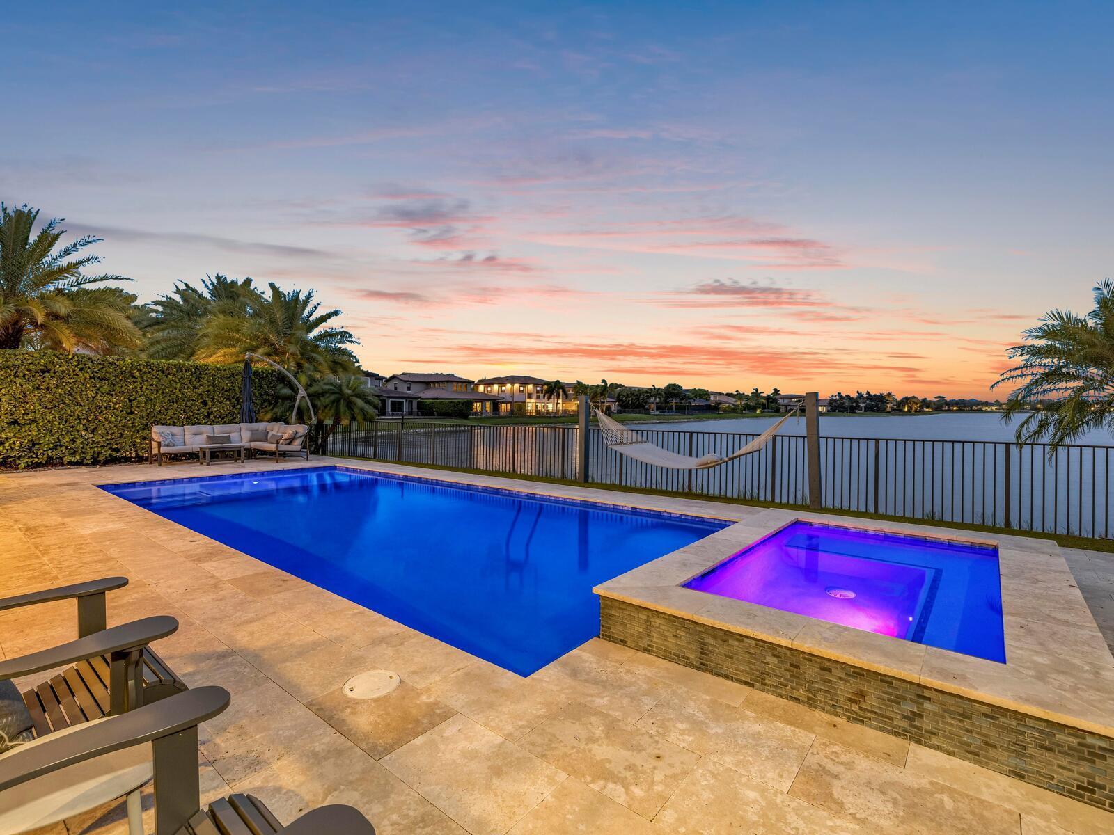 See full size image and slideshow Thumbnail 3