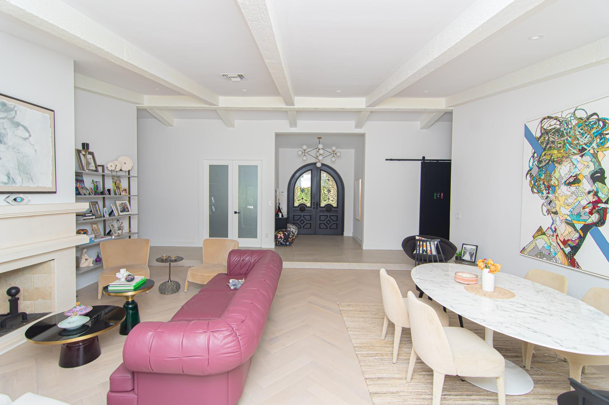 See full size image and slideshow Thumbnail 4