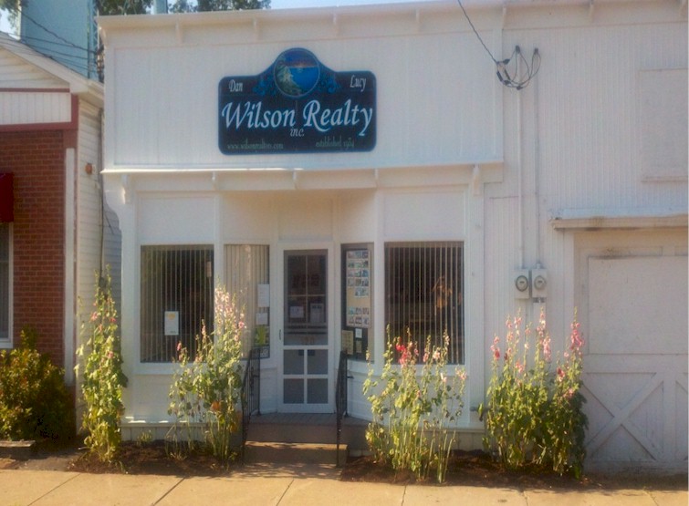 team Lewiston NY and Niagara Falls Homes For Sale 7167542550