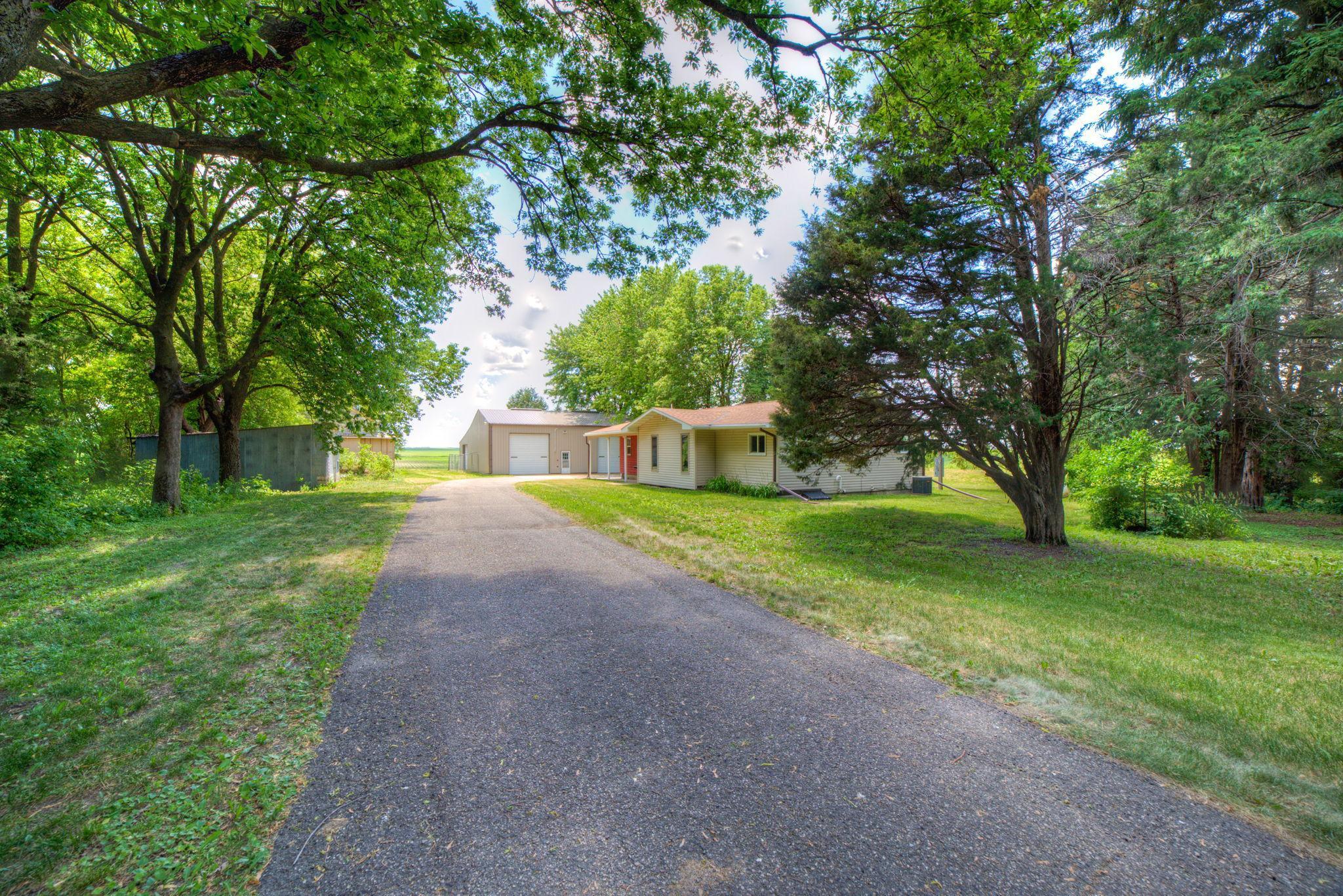 52895 330th Street, Winthrop, MN 55396 Listing 6007485 by Hometown