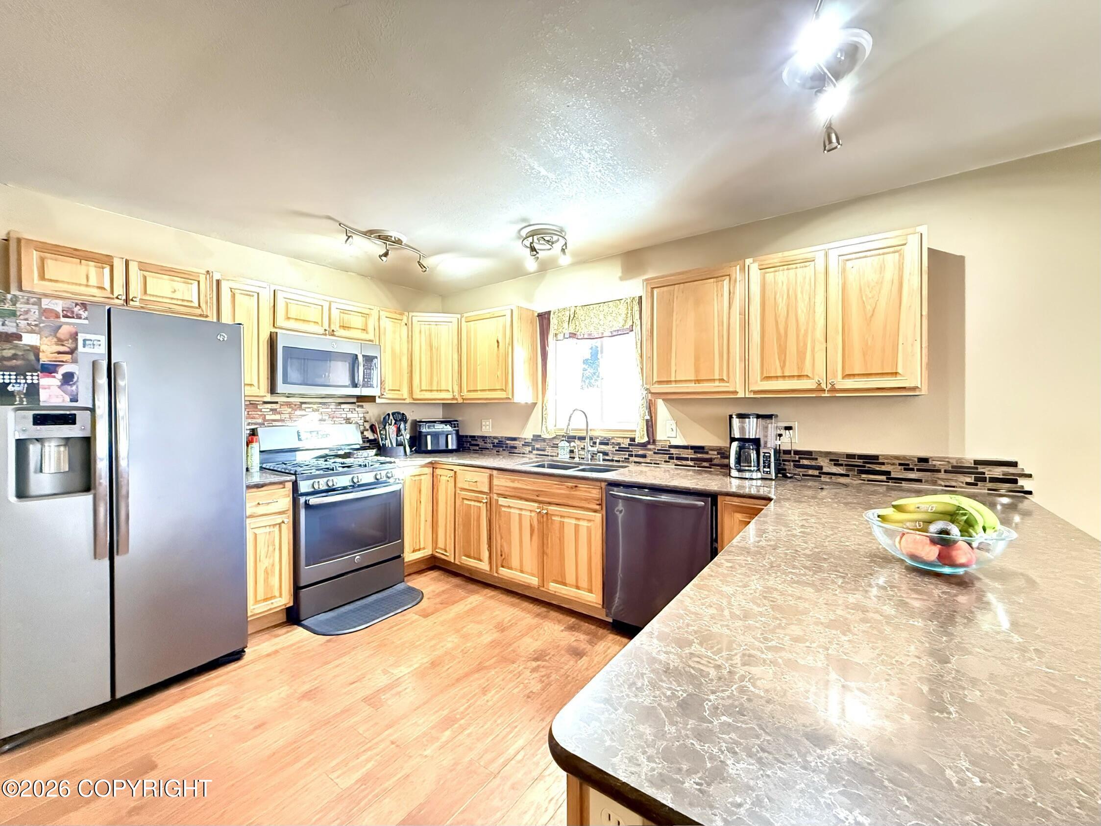 See full size image and slideshow Thumbnail 1