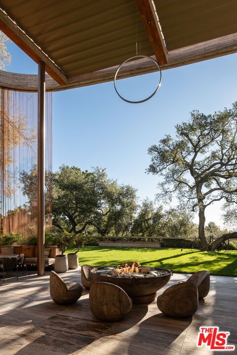 See full size image and slideshow Thumbnail 2