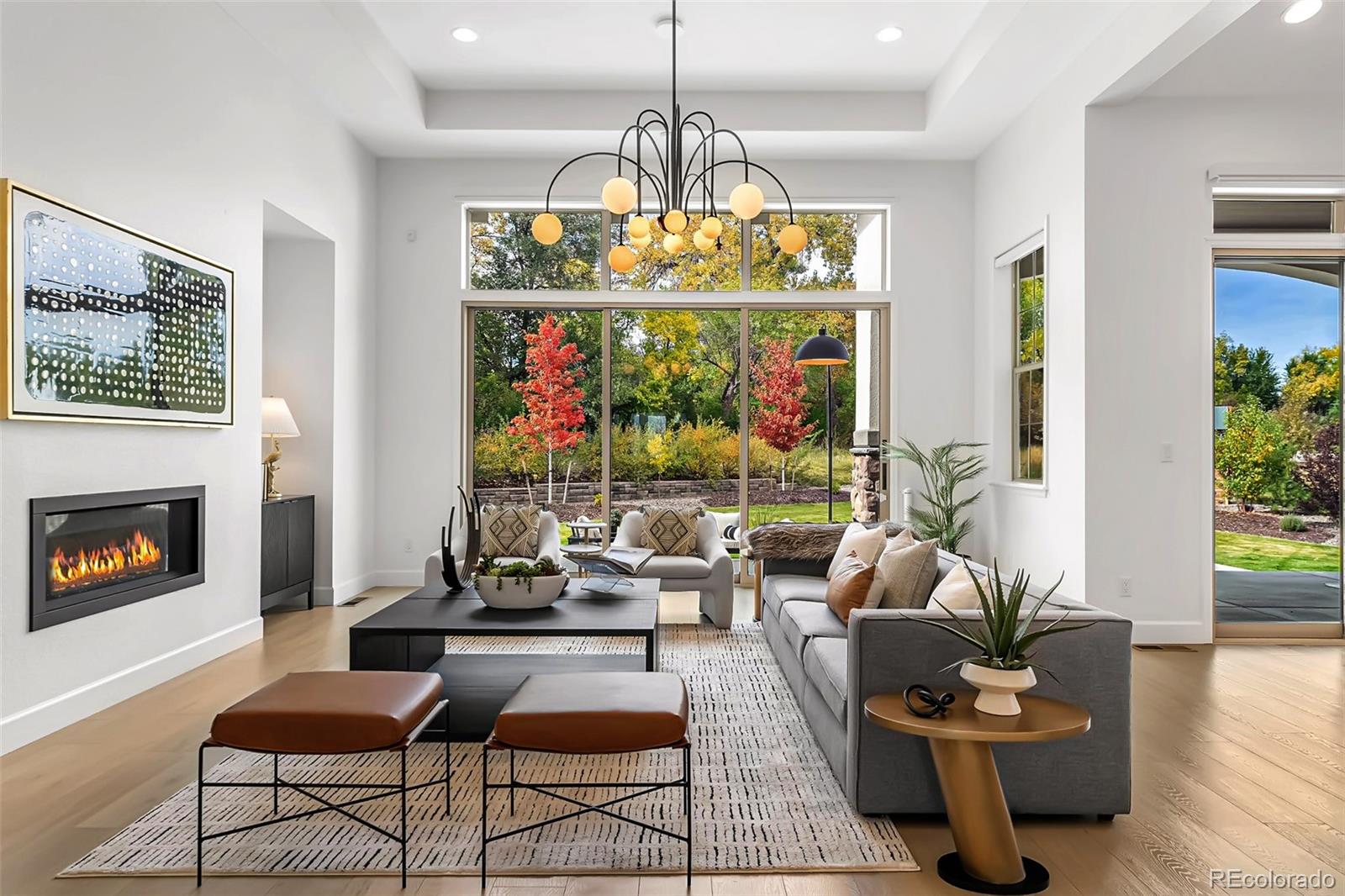5 Latigo Place interior, Great room framed by floor-to-ceiling glass